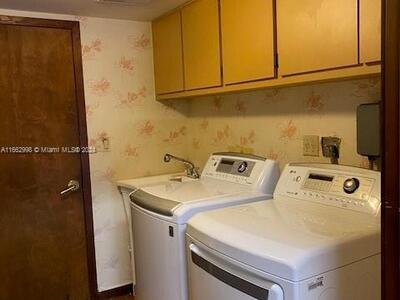 4450 S Jog Road, Greenacres, FL 33467