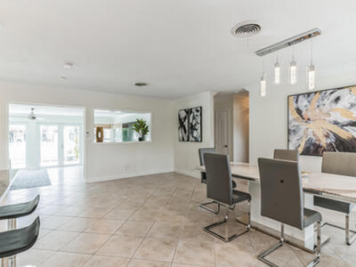 98 SW 8th Avenue, Boca Raton, FL 33486