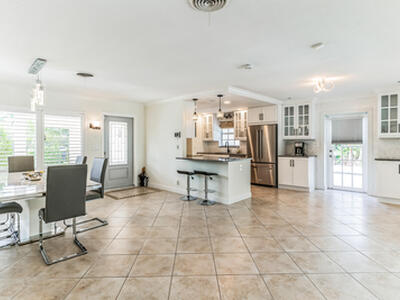 98 SW 8th Avenue, Boca Raton, FL 33486