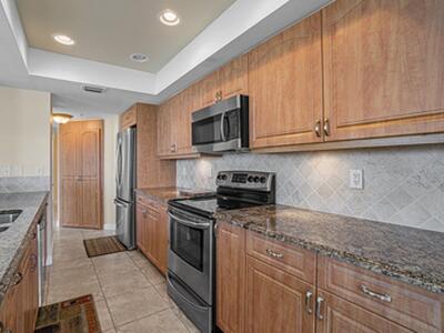 2880 NE 14th St Causeway, Pompano Beach, FL 33062