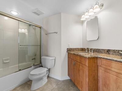 2880 NE 14th St Causeway, Pompano Beach, FL 33062