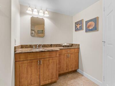 2880 NE 14th St Causeway, Pompano Beach, FL 33062