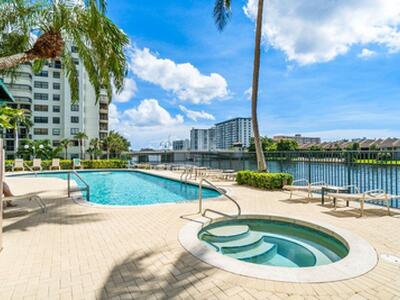 2880 NE 14th St Causeway, Pompano Beach, FL 33062