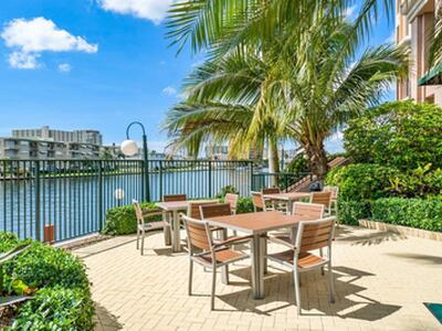 2880 NE 14th St Causeway, Pompano Beach, FL 33062