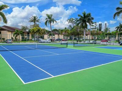 335 Pine Ridge Circle, Greenacres, FL 33463