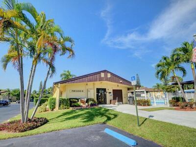 335 Pine Ridge Circle, Greenacres, FL 33463