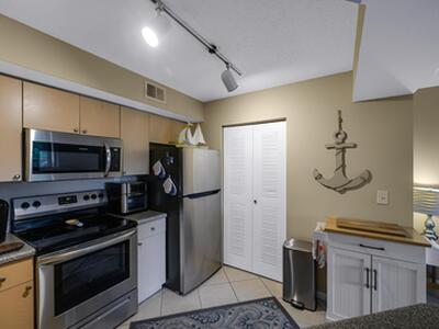 3670 NW Adriatic Lane, Jensen Beach, FL 34957