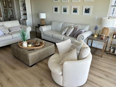 3520 Oaks Way, Pompano Beach, FL 33069