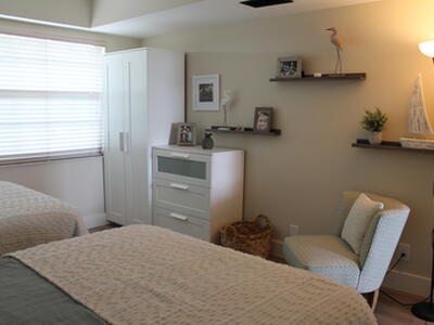 3520 Oaks Way, Pompano Beach, FL 33069