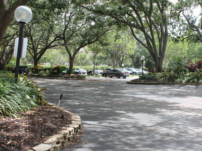 3520 Oaks Way, Pompano Beach, FL 33069