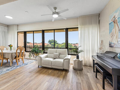 7546 La Paz Boulevard E, Boca Raton, FL 33433