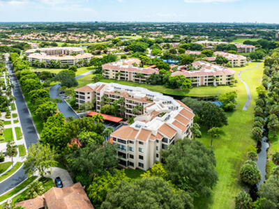7546 La Paz Boulevard E, Boca Raton, FL 33433