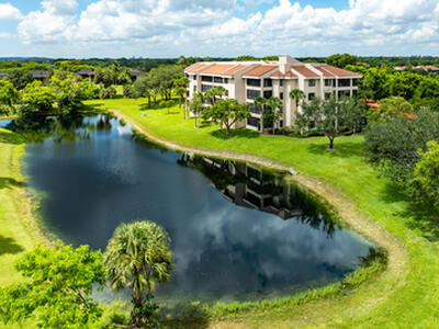 7546 La Paz Boulevard E, Boca Raton, FL 33433