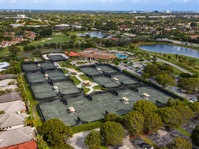 7546 La Paz Boulevard E, Boca Raton, FL 33433