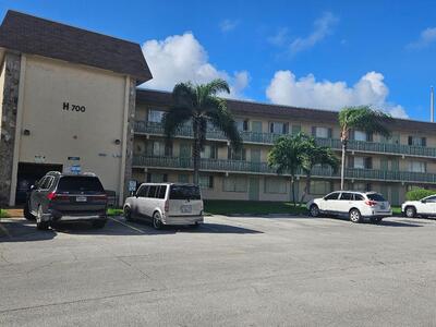 700 Village Green Court