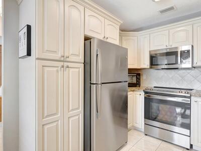 20909 Sedgewick Drive, Boca Raton, FL 33433