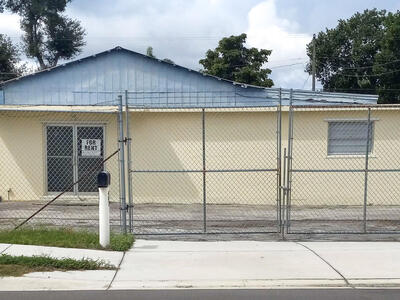 407 S Barfield Highway