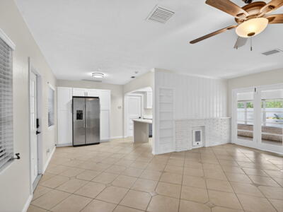 5009 Spruce Avenue, West Palm Beach, FL 33407