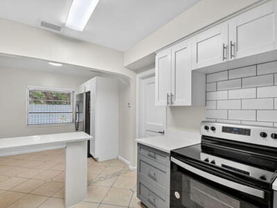 5009 Spruce Avenue, West Palm Beach, FL 33407