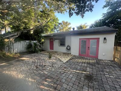 5009 Spruce Avenue, West Palm Beach, FL 33407