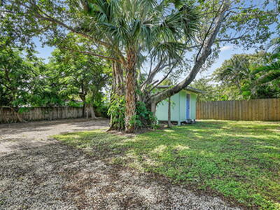 5009 Spruce Avenue, West Palm Beach, FL 33407