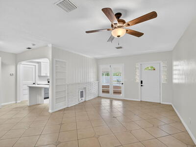 5009 Spruce Avenue, West Palm Beach, FL 33407