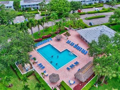 11 Southport Lane, Boynton Beach, FL 33436