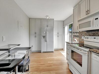 11 Southport Lane, Boynton Beach, FL 33436