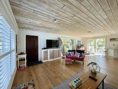 924 Coquina Lane, Vero Beach, FL 32963