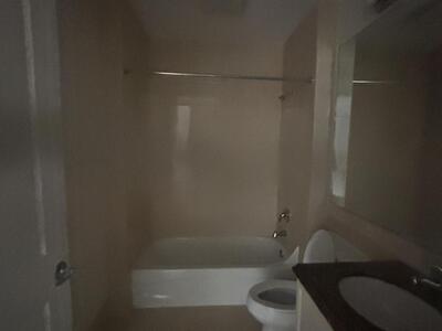 17 Harbour Isle Drive W, Fort Pierce, FL 34949