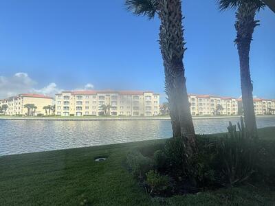 17 Harbour Isle Drive W, Fort Pierce, FL 34949