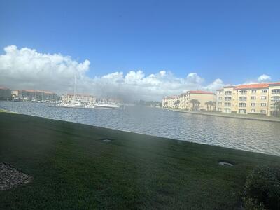 17 Harbour Isle Drive W, Fort Pierce, FL 34949