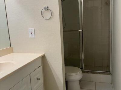 3939 NE 5th Avenue, Boca Raton, FL 33431