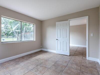 5030 NW 5th Street, Delray Beach, FL 33445