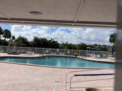 5263 Cresthaven Boulevard, West Palm Beach, FL 33415