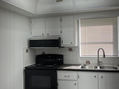 5263 Cresthaven Boulevard, West Palm Beach, FL 33415