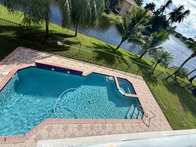 6509 Stonehurst Circle, Lake Worth, FL 33467