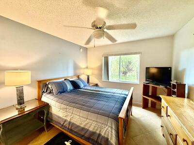 284 Village Boulevard, Tequesta, FL 33469