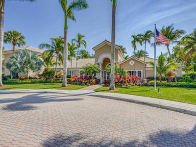 284 Village Boulevard, Tequesta, FL 33469