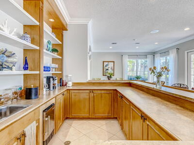 284 Village Boulevard, Tequesta, FL 33469