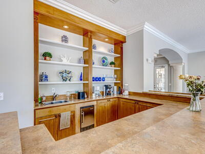 284 Village Boulevard, Tequesta, FL 33469