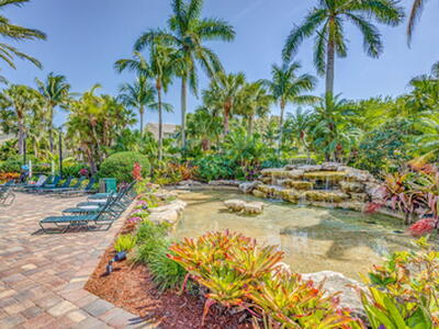 284 Village Boulevard, Tequesta, FL 33469