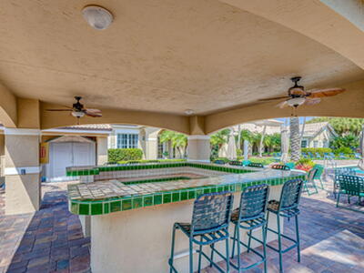 284 Village Boulevard, Tequesta, FL 33469