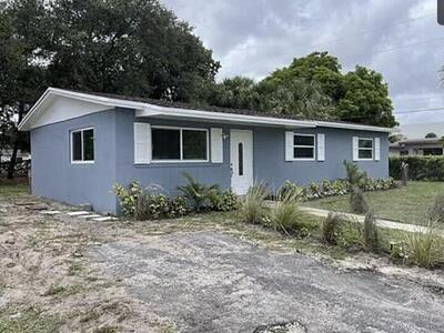 372 NW 4th Court, Deerfield Beach, FL 33441