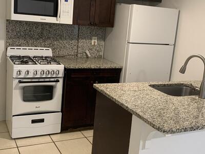 4561 Lake Avenue, West Palm Beach, FL 33405