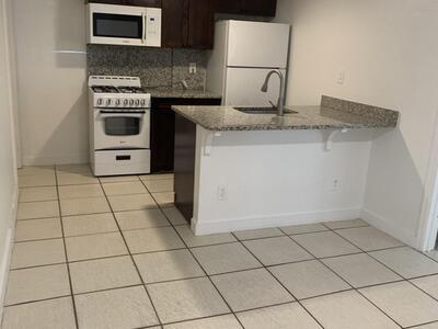 4561 Lake Avenue, West Palm Beach, FL 33405