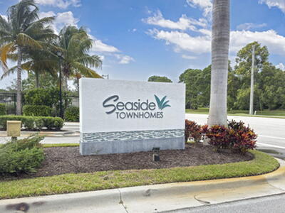 392 SE Sea Hunt Way, Stuart, FL 34994