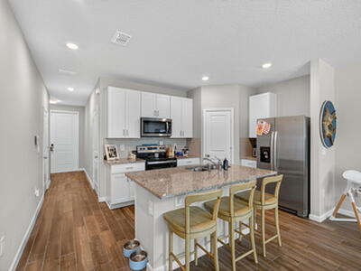 392 SE Sea Hunt Way, Stuart, FL 34994