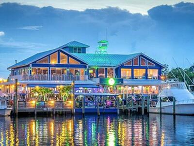 392 SE Sea Hunt Way, Stuart, FL 34994