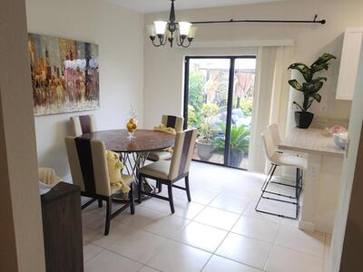 6002 Clydesdale Court, Davie, FL 33314